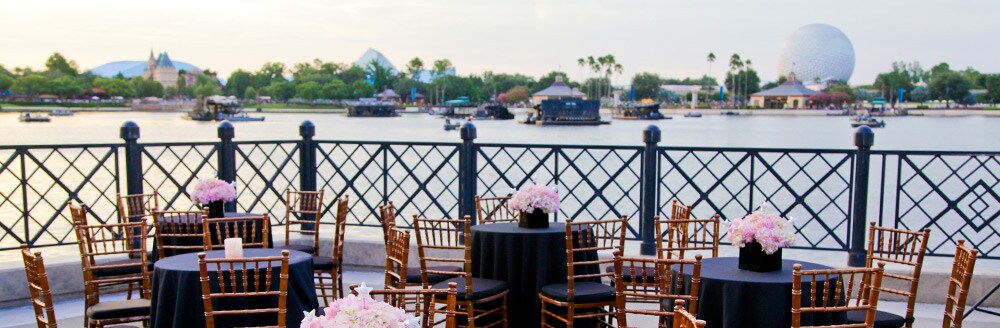 Isola West Plaza